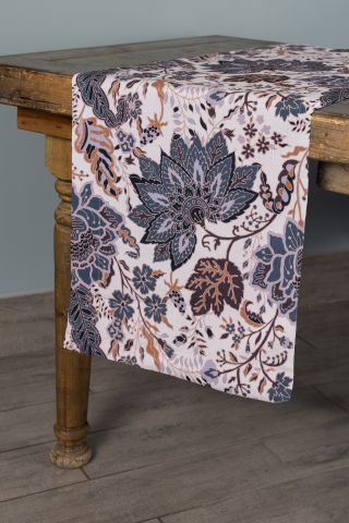 Specialty Indigo Bloom table runner